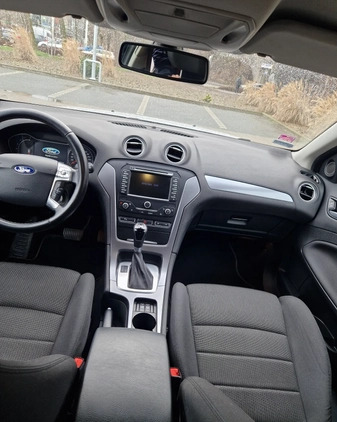 Ford Mondeo cena 30000 przebieg: 232000, rok produkcji 2014 z Wrocław małe 106